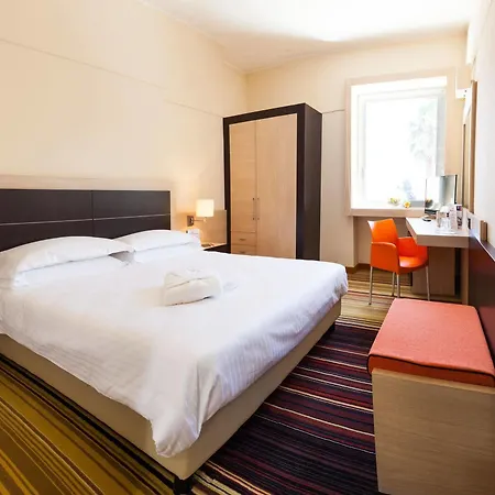 Bv President Hotel Rende Esterno foto