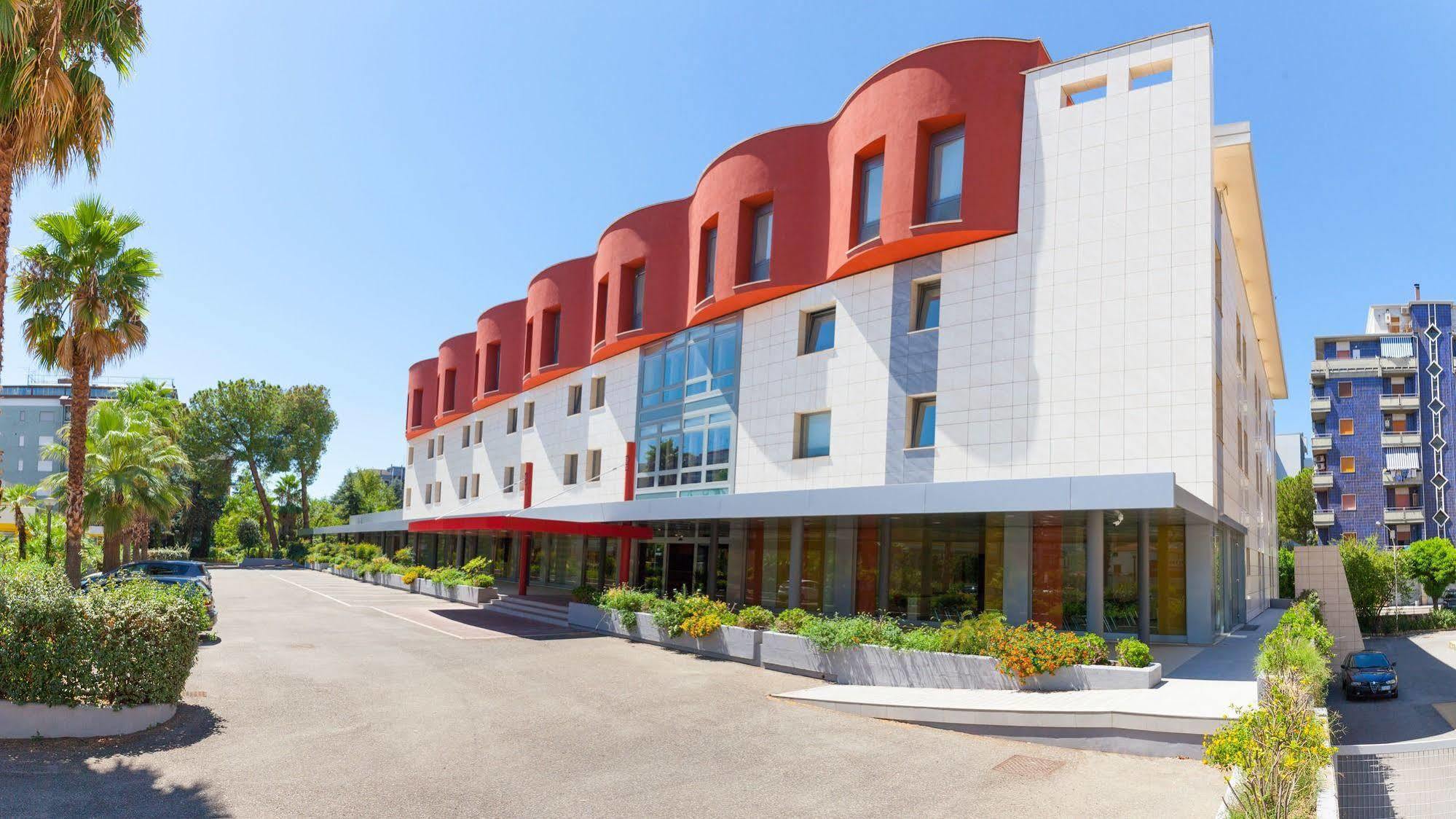 Bv President Hotel Rende